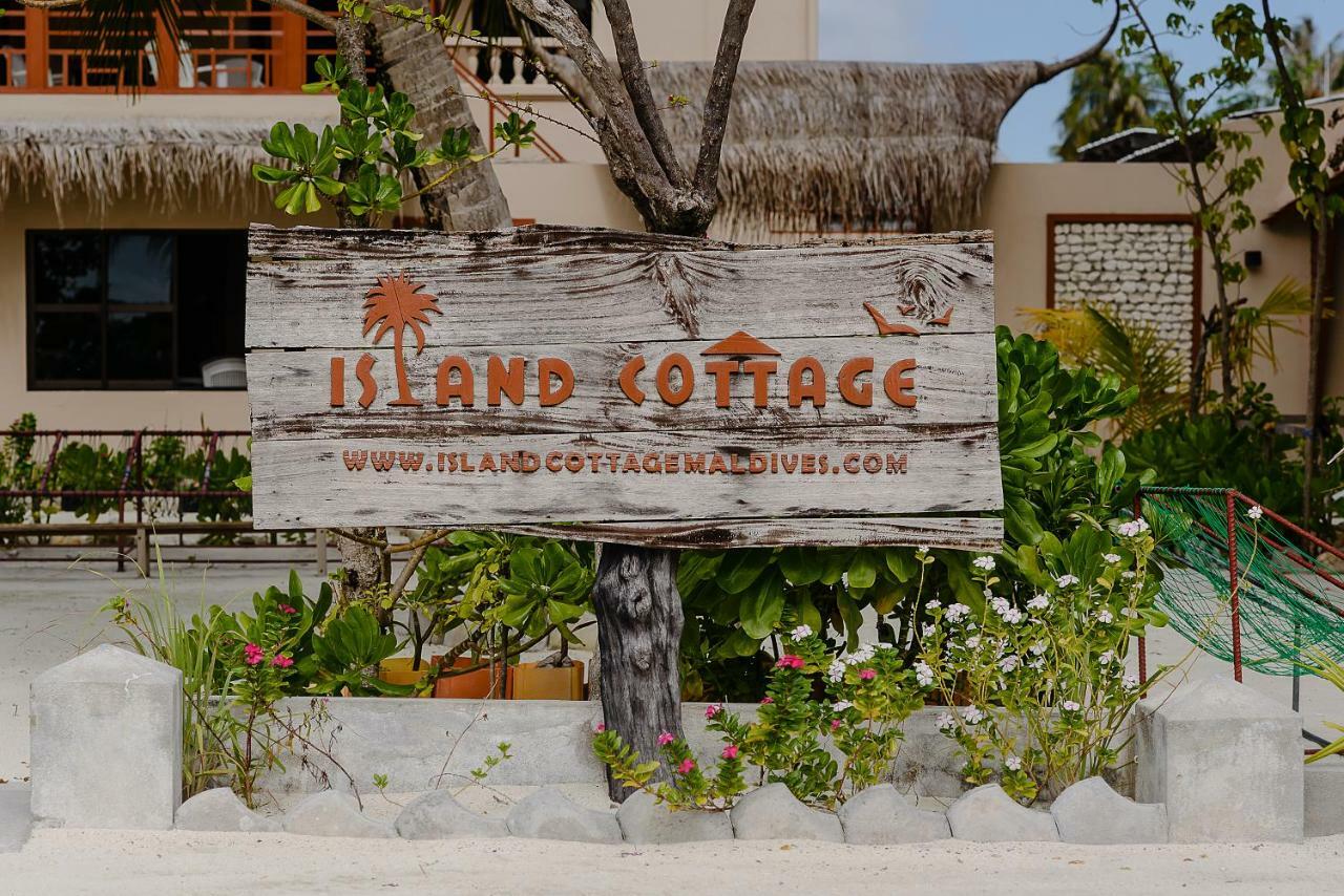 Island Cottage Maafushi Bagian luar foto